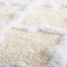 Load image into Gallery viewer, 24&#39;&#39; X 60&#39;&#39; Freida Long Trellis Rectangular 100% Cotton Non-Slip Geometric Bath Rug
