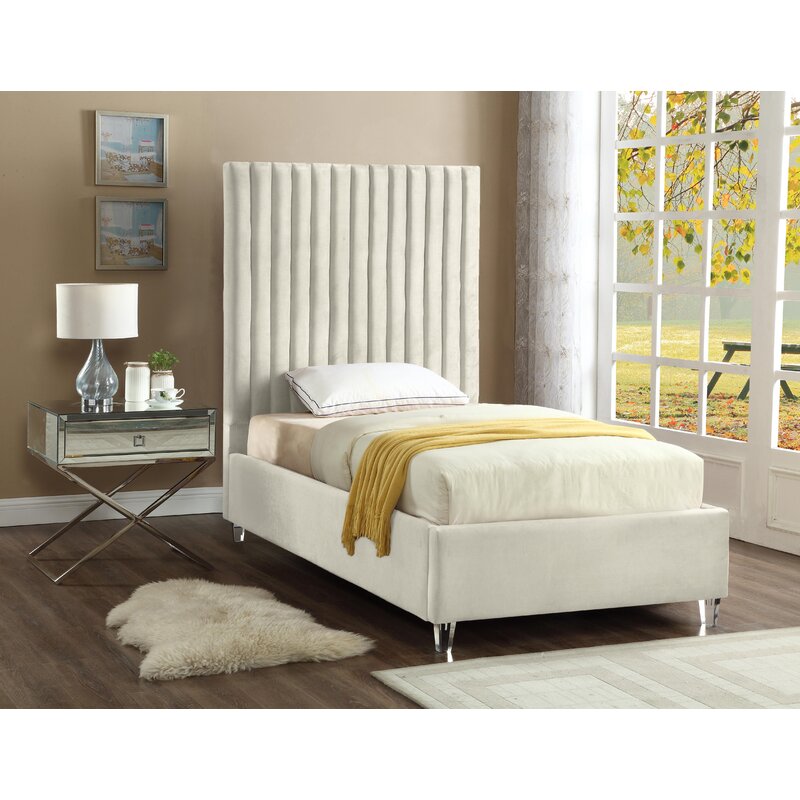 Fuiloro Tufted Upholstered Low Profile Platform Bed (headboard only) 5000RR