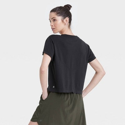 Women's Seamless Boxy Cropped Short Sleeve T-Shirt