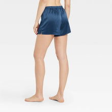 Load image into Gallery viewer, Women's Satin Pajama Shorts
