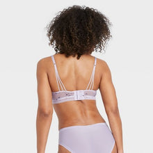 Load image into Gallery viewer, Women's Unlined Lace Bralette
