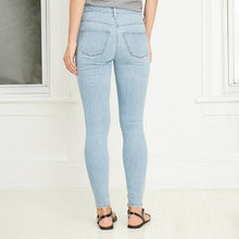 Load image into Gallery viewer, Women&#39;s Super-High Rise Skinny Jeans
