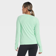 Load image into Gallery viewer, Women&#39;s Seamless Core Long Sleeve T-Shirt
