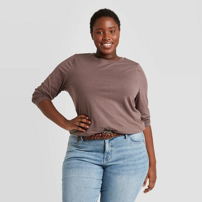 Women's Plus Size Long Sleeve T-Shirt