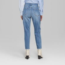 Load image into Gallery viewer, Women&#39;s High Rise Distressed Mom Jeans
