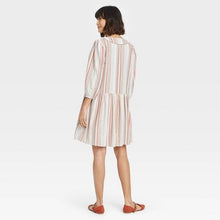 Load image into Gallery viewer, Women's Long Sleeve Shift Dress
