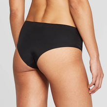 Load image into Gallery viewer, Women's Laser Cut Cheeky Underwear
