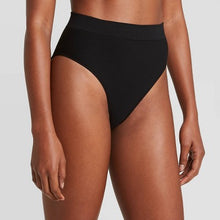 Load image into Gallery viewer, Women&#39;s Seamless Briefs
