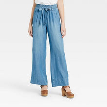 Load image into Gallery viewer, Women&#39;s Mid Rise Tie Waist Wide Leg Pants
