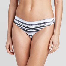 Load image into Gallery viewer, Women&#39;s Laser Cut Thong
