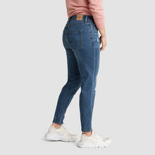 Load image into Gallery viewer, Women&#39;s Mid-Rise Skinny Jeans
