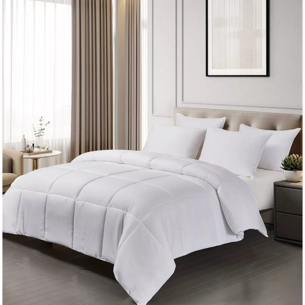 Full/Queen Microfiber Down Alternative Comforter