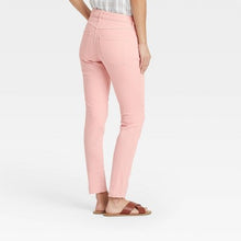 Load image into Gallery viewer, Women&#39;s High-Rise Skinny Jeans
