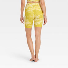 Load image into Gallery viewer, Women's Ultra High-Rise Bike Shorts
