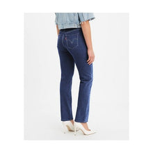 Load image into Gallery viewer, Women&#39;s Mid-Rise Classic Straight Fit Jeans
