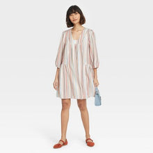 Load image into Gallery viewer, Women's Long Sleeve Shift Dress
