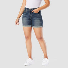 Load image into Gallery viewer, Women&#39;s Mid Rise 5&quot; Jean Shorts
