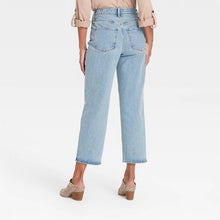 Load image into Gallery viewer, Women&#39;s High-Rise Vintage Straight Cropped Jeans
