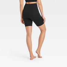 Load image into Gallery viewer, Women's Ultra High-Rise Bike Shorts
