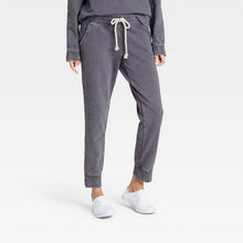 Load image into Gallery viewer, Women&#39;s Jogger Pants

