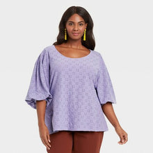 Load image into Gallery viewer, Women&#39;s Plus Size Knit Eyelet Top
