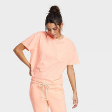 Load image into Gallery viewer, Women&#39;s Short Sleeve Boxy Tshirt

