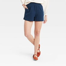 Load image into Gallery viewer, Women&#39;s High-Rise Pull-On Shorts
