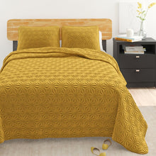 Load image into Gallery viewer, King Quilt + 2 King Shams Gold Gavyn Cotton Blend Reversible 3 Piece Quilt Set
