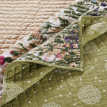 Load image into Gallery viewer, Geil Taupe/Green/White Standard Cotton 126 TC Reversible Quilt Set B22MS4233
