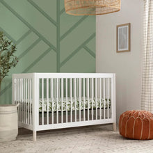 Load image into Gallery viewer, Gelato 4-in-1 Convertible Crib
