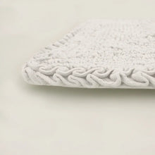 Load image into Gallery viewer, White Ghufran Ruffle Rectangle 100% Cotton Bath Rug, 17&#39;&#39; x 24&#39;&#39;
