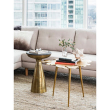 Load image into Gallery viewer, Goodman End Table 2986AH
