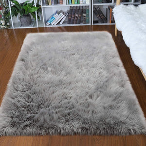Haefner Sheepskin Faux Sheepskin Gray Rug, Rectangle 4' x 6'