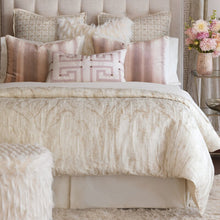 Load image into Gallery viewer, King Cream Halo Single Reversible Comforter 185AH
