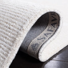 Load image into Gallery viewer, Handmade Hand-Knotted Ivory Rug 3 x 5
