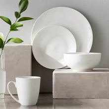 Load image into Gallery viewer, Hannetraud 16 Piece Dinnerware Set, Service for 4
