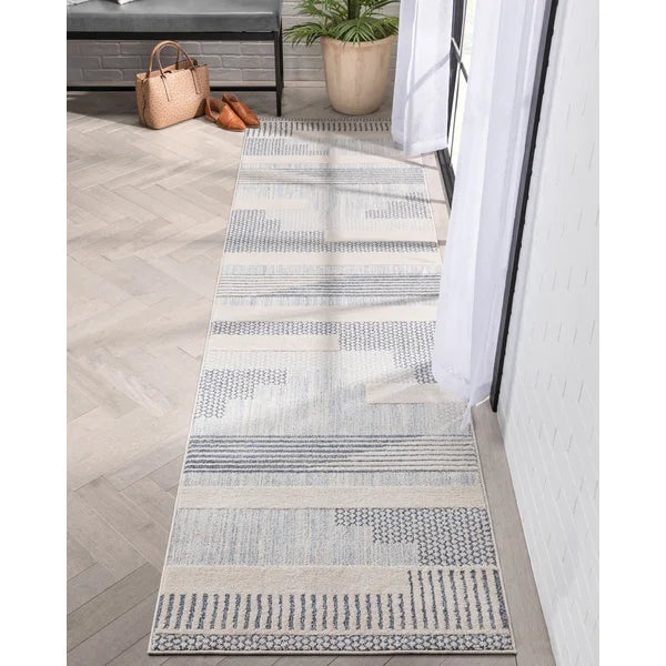 Harlow Animal Print Area Rug in Light Blue 2'7