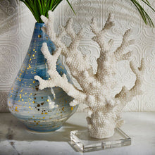 Load image into Gallery viewer, Hartland Polyresin Coral Sculpture 7692
