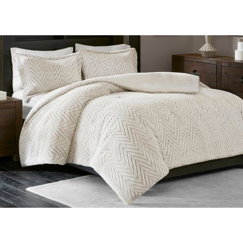 King/Cal. King Comforter + 2 Shams Ivory and Grey Hazlehurst Comforter Set MRM426