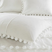 Load image into Gallery viewer, Helen 100% Cotton 180 TC Reversible 3 Piece Duvet Cover Set 5536RR
