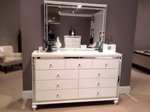 Load image into Gallery viewer, Alonza White Dresser

