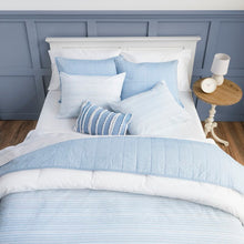 Load image into Gallery viewer, King Duvet Cover + 2 Shams Blue/White Homestead Reversible Duvet Cover Set 339AH

