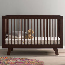 Load image into Gallery viewer, Hudson 3-in-1 Convertible Crib
