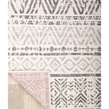 Load image into Gallery viewer, Humphrey Southwestern Machine Woven Area Rug in Gray, Rectangle 2&#39; x 3&#39;
