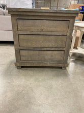 Load image into Gallery viewer, Progressive Furniture Willow Nightstand
