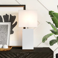 Load image into Gallery viewer, Jackson 21&quot; Table Lamp
