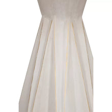 Load image into Gallery viewer, Jaquelyn 28&quot; Standard Table Lamp
