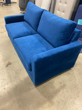 Load image into Gallery viewer, Waylan 70&#39;&#39; Velvet Square Arm Sofa Bed
