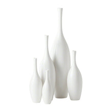 Load image into Gallery viewer, Juggler Ceramic Table Vase GL1644
