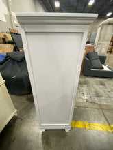 Load image into Gallery viewer, New Classic Furniture Tamarack White Chest
